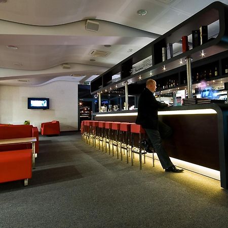 Hotel Poznanski A2 Luboń Extérieur photo